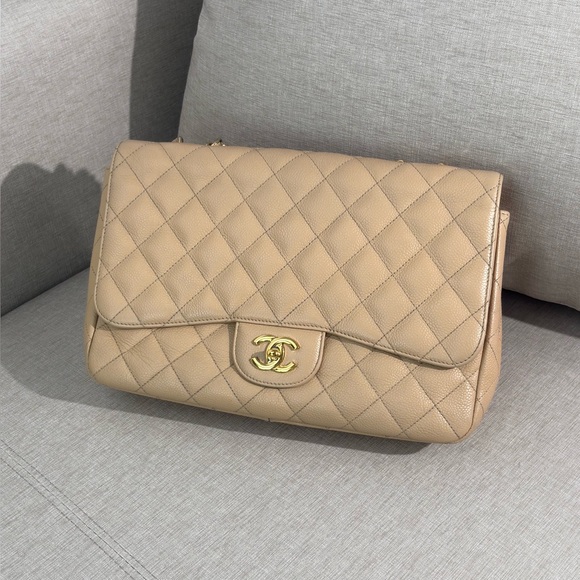 CHANEL Beige Caviar Quilted Classic Flap Bag Jumbo GHW - Picture 1 of 17